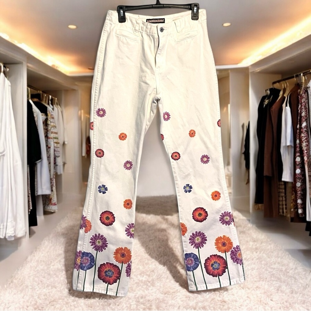 Rare Vintage White Flare Flower Print Jeans - Picture 4 of 9